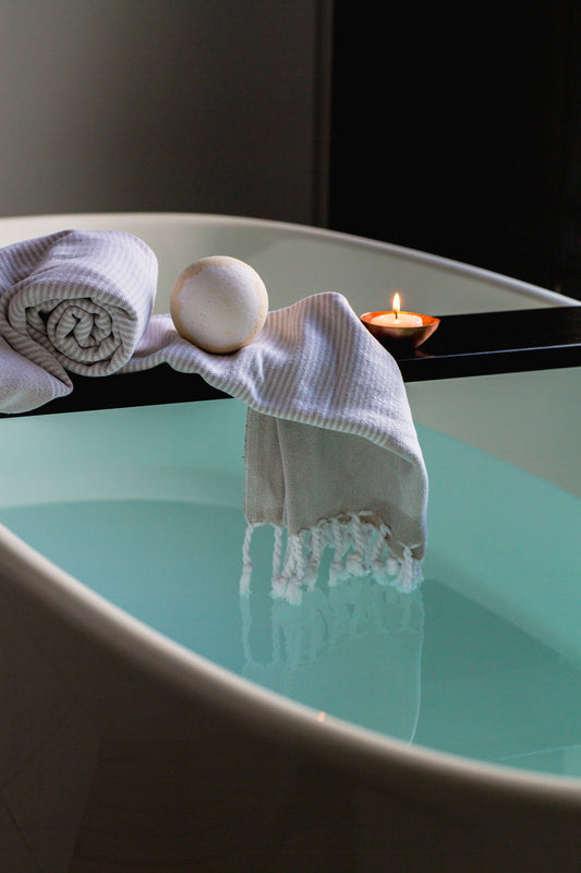 soothing spa bathtub image